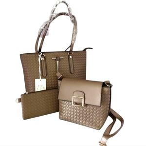 3 Pc Tote Set - Tote, Crossbody & Wristlet. Taupe/Brown